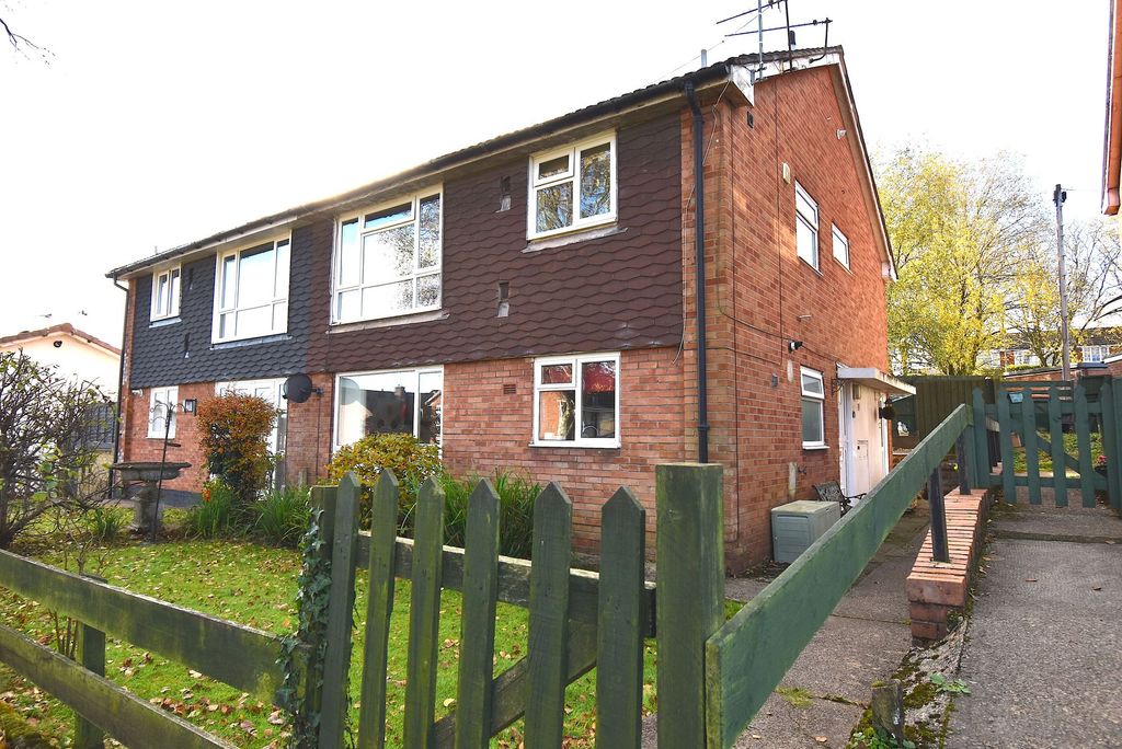 2 bed flat for salePilton Vale, Newport NP20