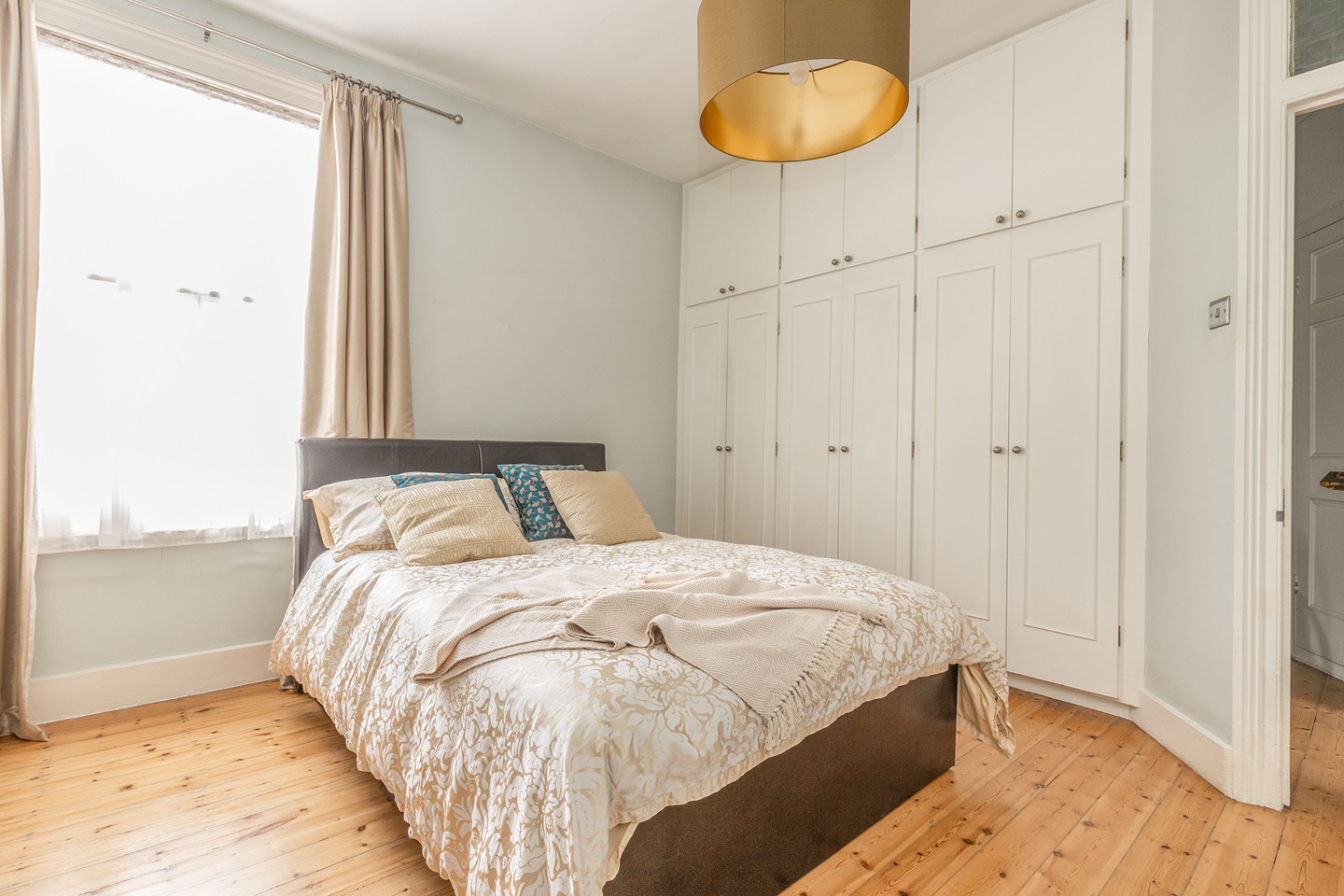 Additional image 5 of 2 Bed Flat, Queenstown Road, SW8, N1 7GU