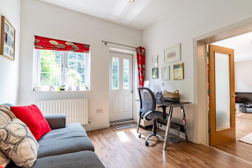 Additional image 10 of Mortimer Crescent, Kings Park, St. Albans, Hertfordshire, AL3