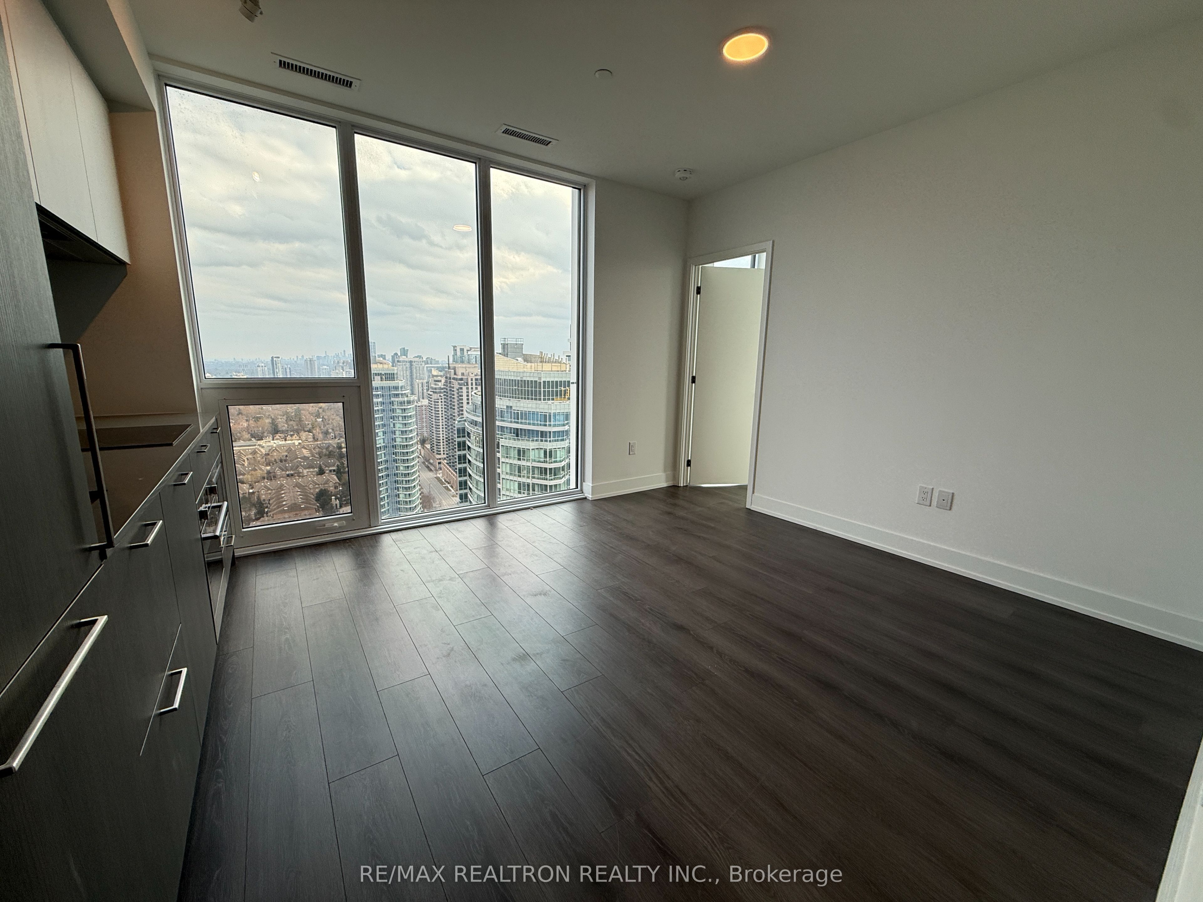 Additional image 4 of 3513-36 Olive Avenue, Toronto, ON, M2N 4P9