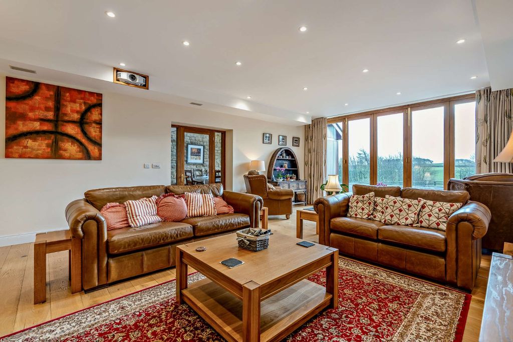 Additional image 6 of 5 bed detached house for saleKirkheaton, Newcastle Upon Tyne, Northumberland NE19