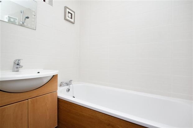 Additional image 6 of Room in a Shared House, Old Street, EC1V, N1 7GU