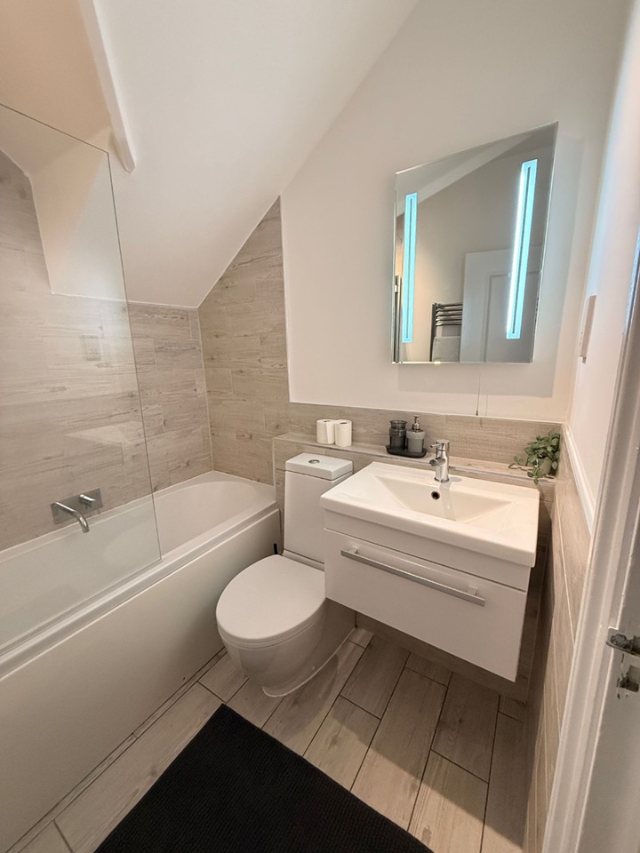 Additional image 19 of 2 Bed Terraced House, St Johns Wood High St, NW8, N1 7GU