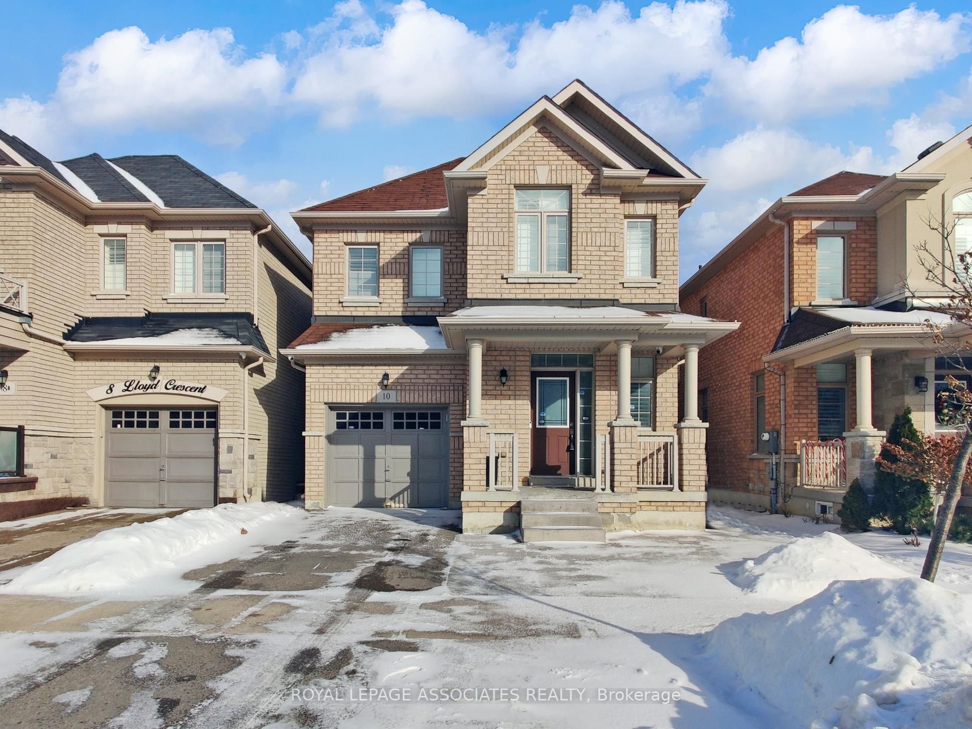 10 Lloyd Crescent, Brampton, ON, L7A 4J5
