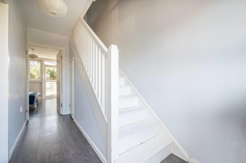 Additional image 2 of Room in a Shared Flat, Loughborough Street, SE11, N1 7GU