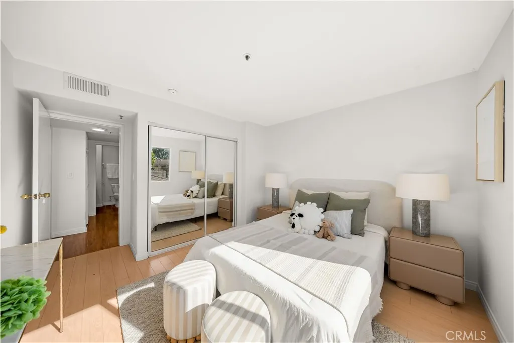 Additional image 17 of 335 S Sierra Madre Blvd, Pasadena, CA 91107