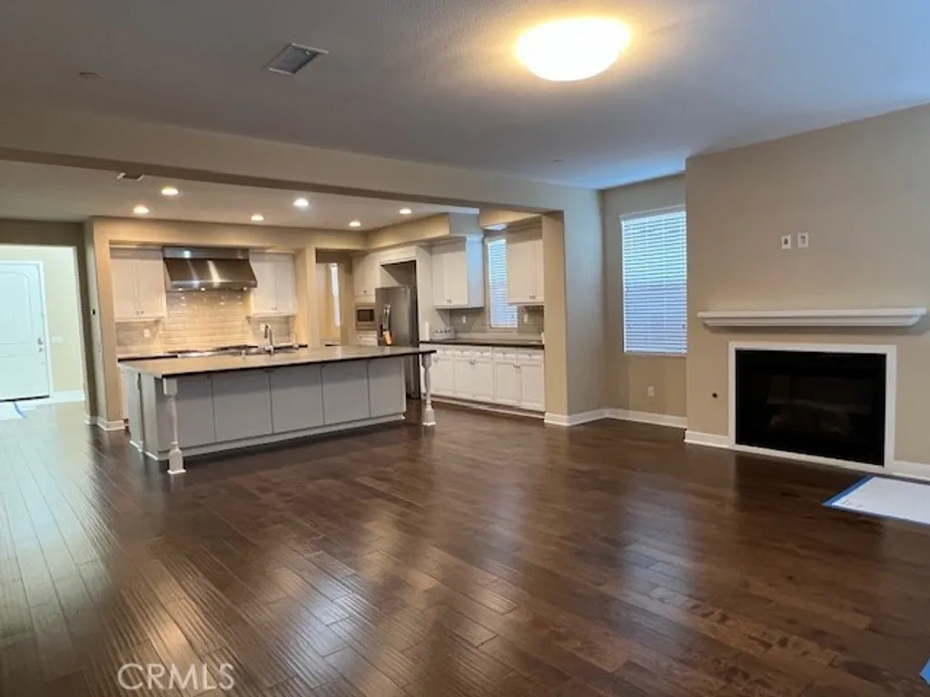 Additional image 4 of 428 S Lark Ellen Ave, West Covina, CA 91791