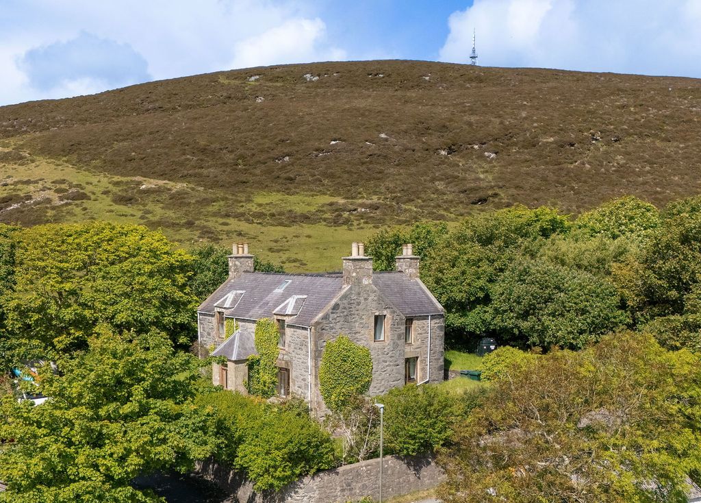 Additional image 2 of 5 bed detached house for saleHoul House, Houl Road, Scalloway, Shetland ZE1