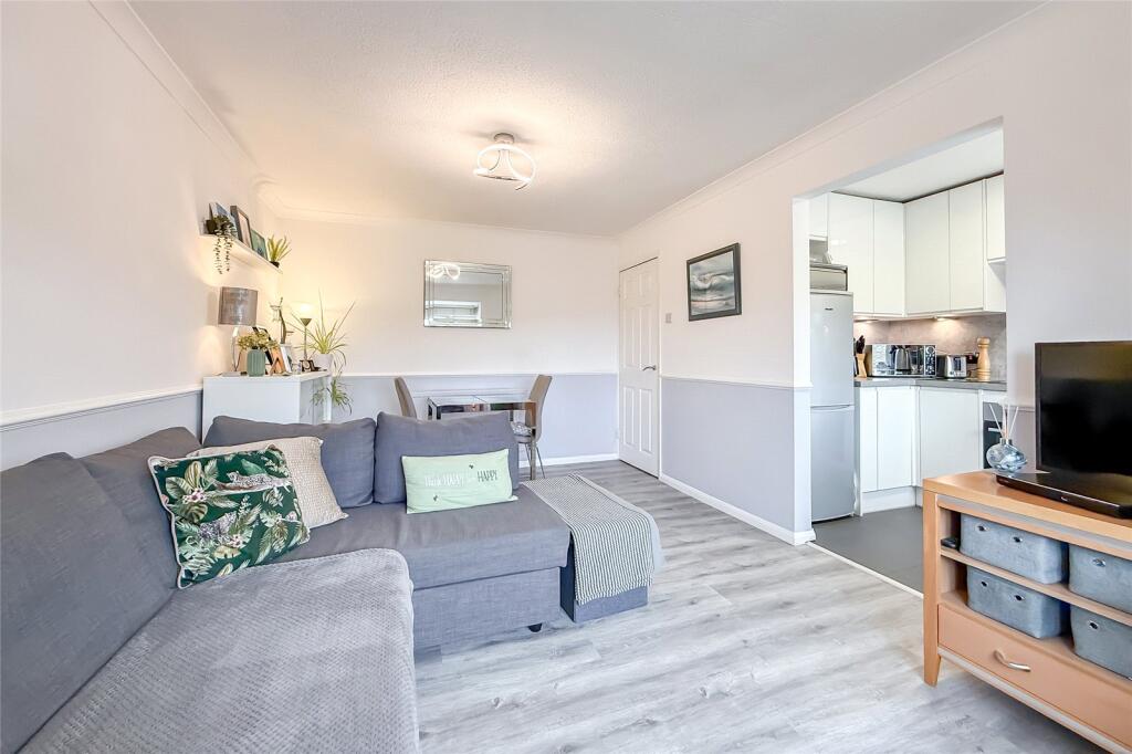 Additional image 14 of Taylor Close, St. Albans, Hertfordshire, AL4