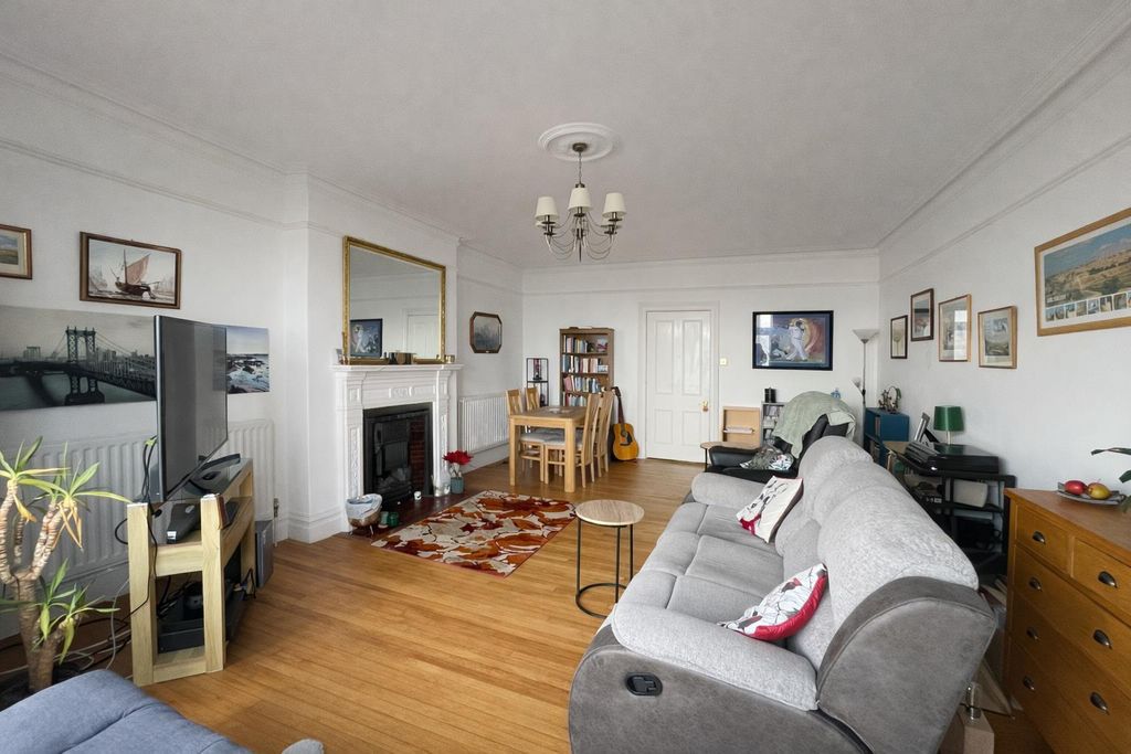 Additional image 4 of 2 bed flat for saleFlat 2, The Hall, 10 Meadows Close, Portishead BS20