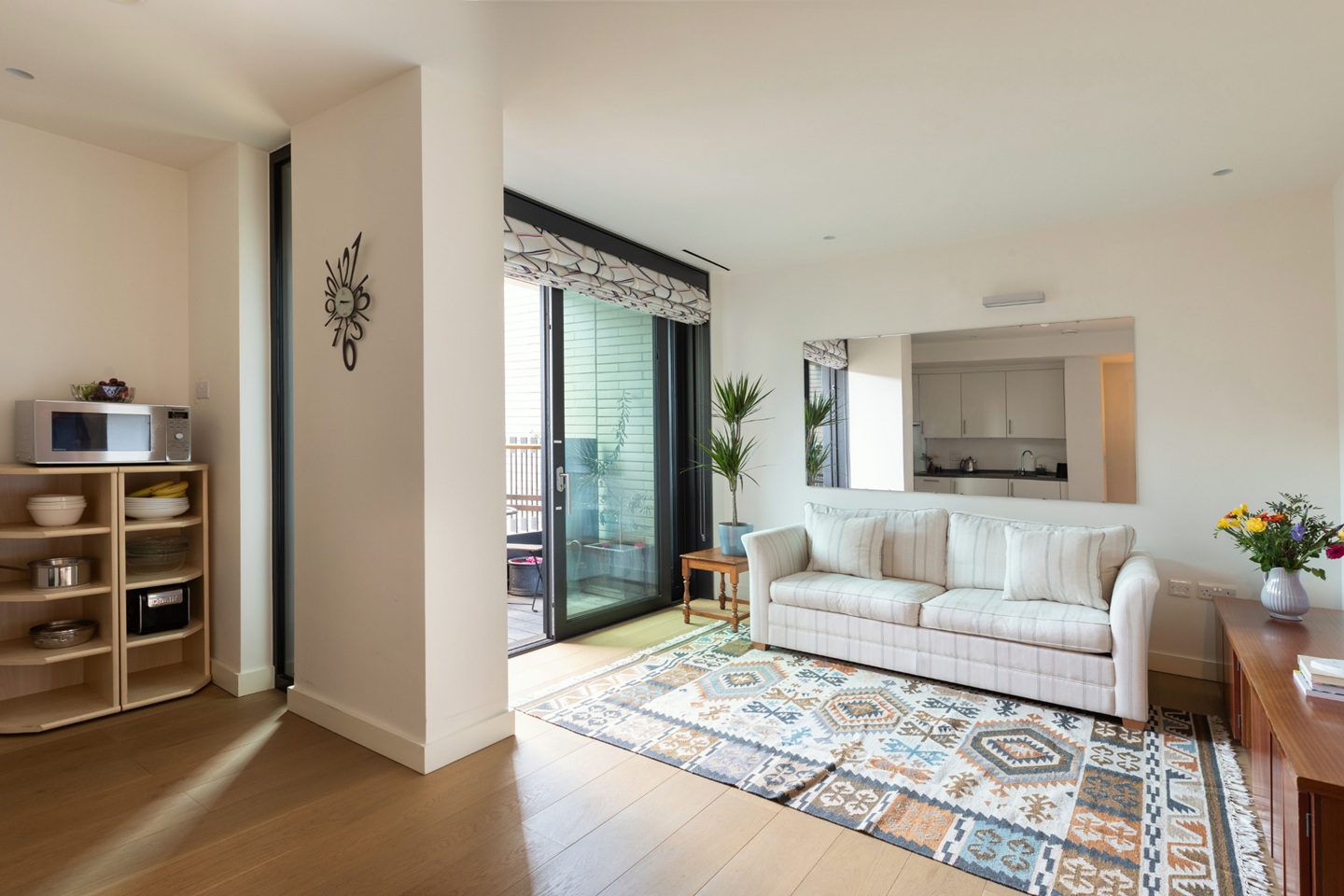 Additional image 2 of 1 Bed Flat, Newman Street, W1T, N1 7GU