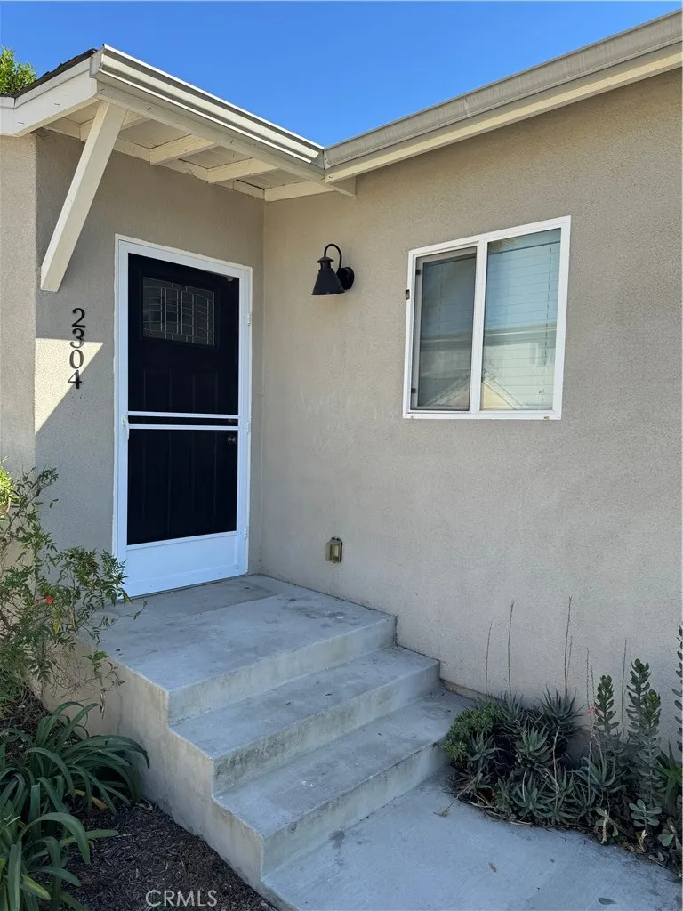 Additional image 17 of 2304 N Catalina Street, Burbank, CA 91504