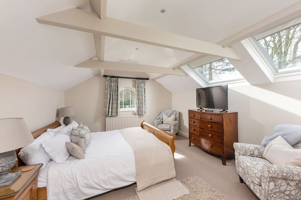 5 bed detached house for saleThe Stables, Corbridge, Northumberland NE45 photo 4