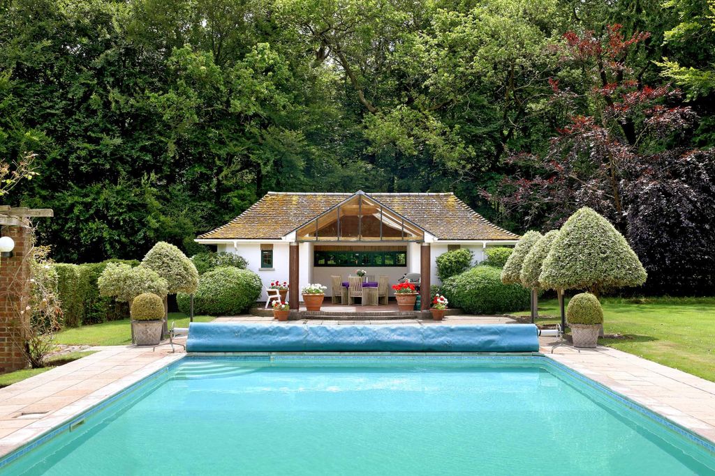 Additional image 15 of 6 bed detached house for saleColmore Lane, Kingwood, Henley-On-Thames, Oxfordshire RG9