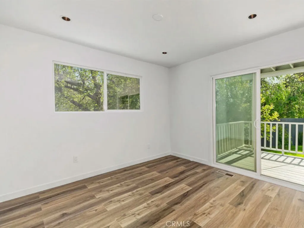 Additional image 49 of 242 W Elmwood Ave, Burbank, CA 91502