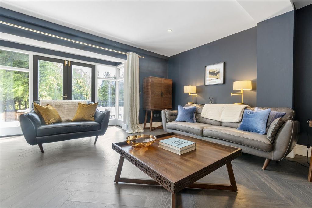 Additional image 28 of 7 bed property for saleLovelace Avenue, Solihull B91