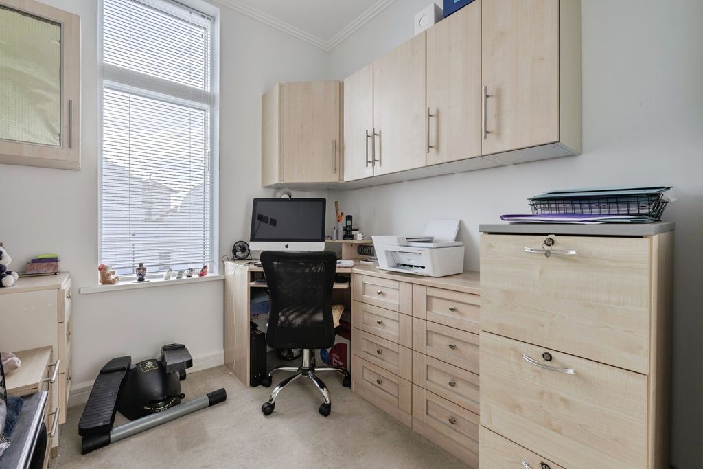 Additional image 10 of 3 bed flat for saleHoe Road, Plymouth, Devon PL1