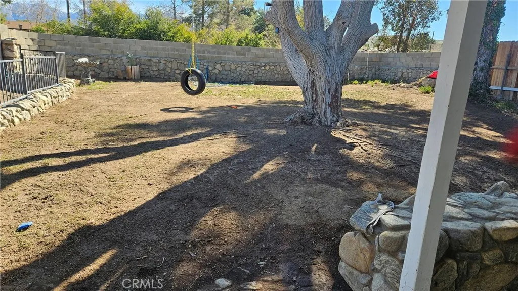 12509 E Avenue V-10, Pearblossom, CA 93553