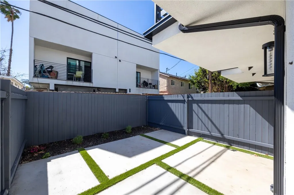 Additional image 30 of 14422 Tiara Unit 1/2, Van Nuys, CA 91401