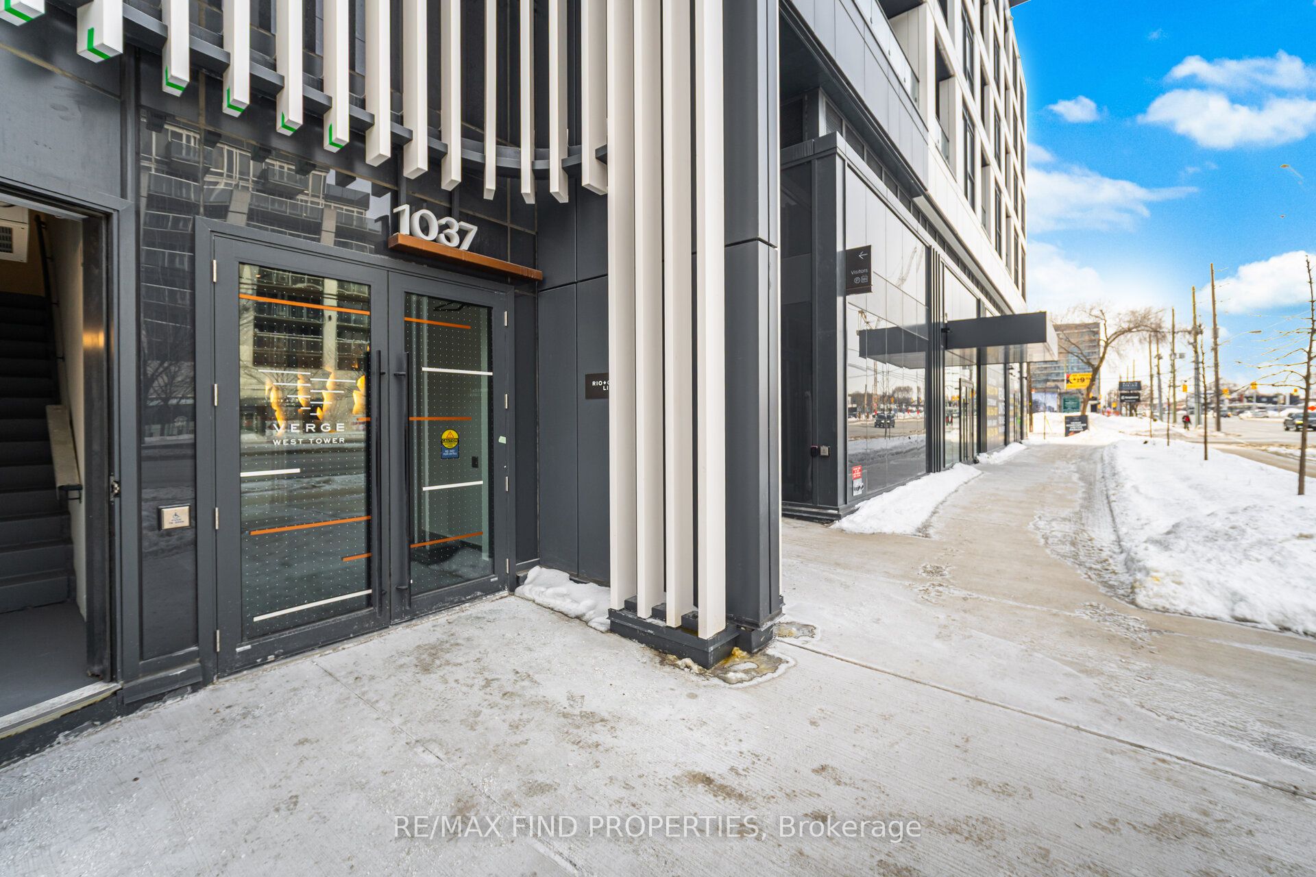 Additional image 2 of 203 - 1037 The Queensway N/a