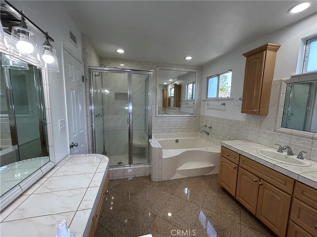 Additional image 45 of 24010 Hatteras St, Woodland Hills, CA 91367