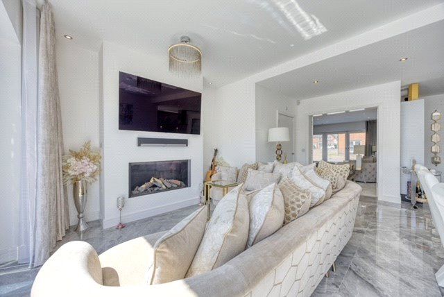 Additional image 7 of 6 bed detached house for saleThurso Crescent, Bishopton, Renfrewshire PA7