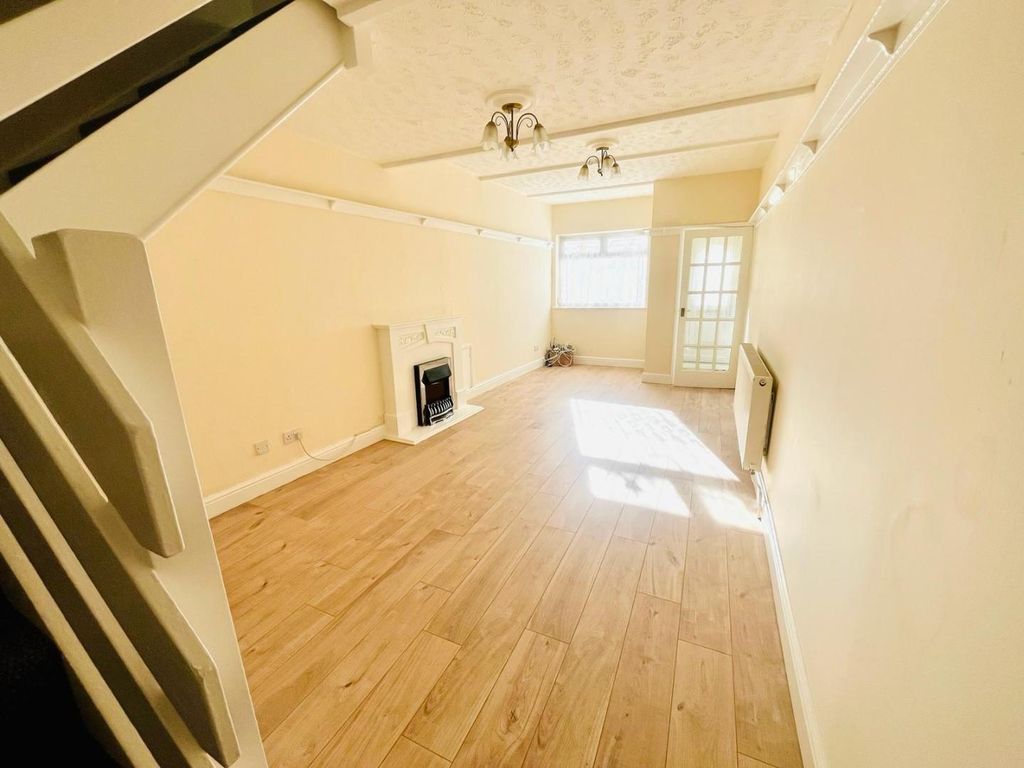 Additional image 2 of 3 bed terraced house for saleTooley Street, Gainsborough DN21