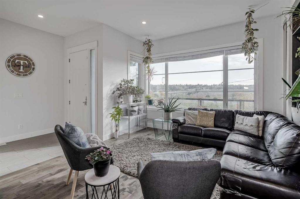Additional image 4 of 701 13a Street NE, Calgary, AB, T2E 4S4