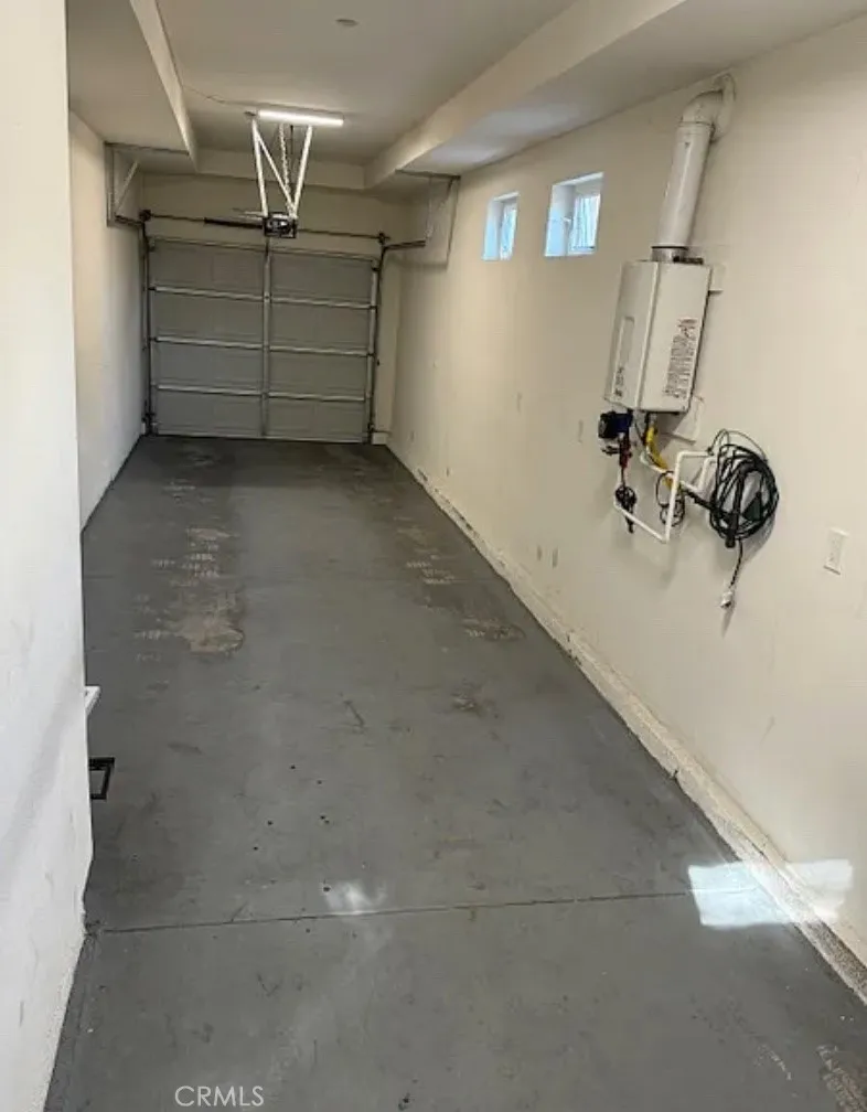 Additional image 38 of 427 N Heliotrope Dr, Los Angeles, CA 90004