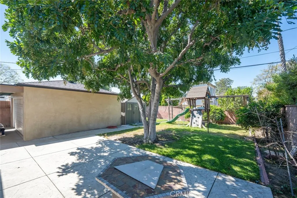 Additional image 57 of 1641 N Catalina St, Burbank, CA 91505