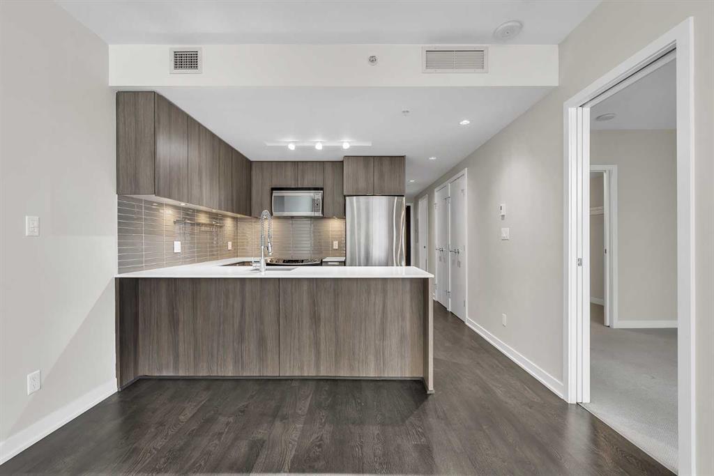Additional image 4 of 815-626 14 Avenue SW, Calgary, AB, T2R 0X4