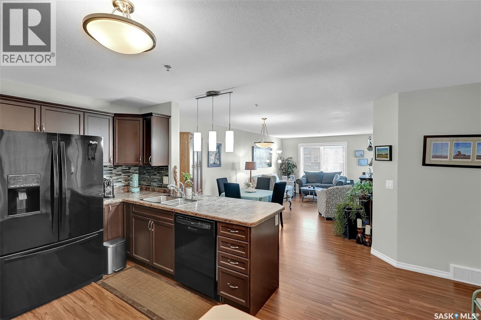 Additional image 3 of 105-1621 Dakota Drive, Regina, SK, S4Z0A8