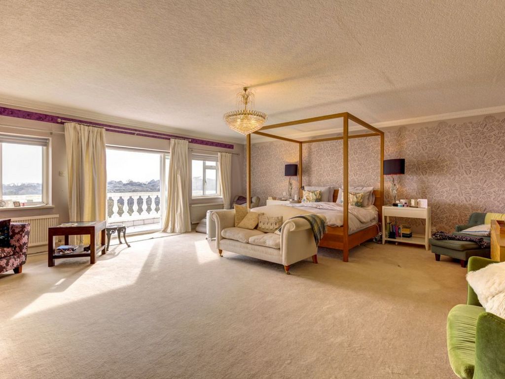 Additional image 4 of 7 bed detached house for saleLa Route Des Quennevais, Jersey JE3