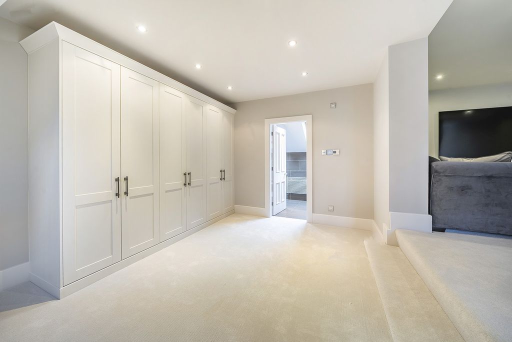 Additional image 33 of 7 bed detached house for saleLing Lane, Leeds LS14