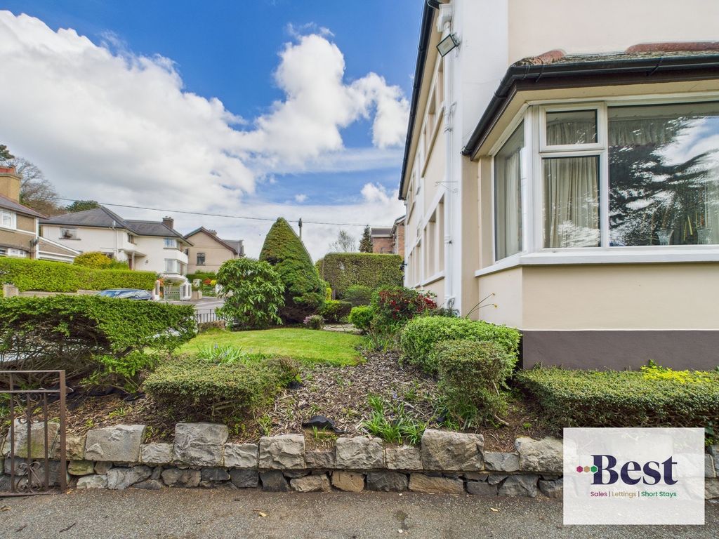 5 bed detached house for saleLansdowne Crescent, Larne BT40 photo 5