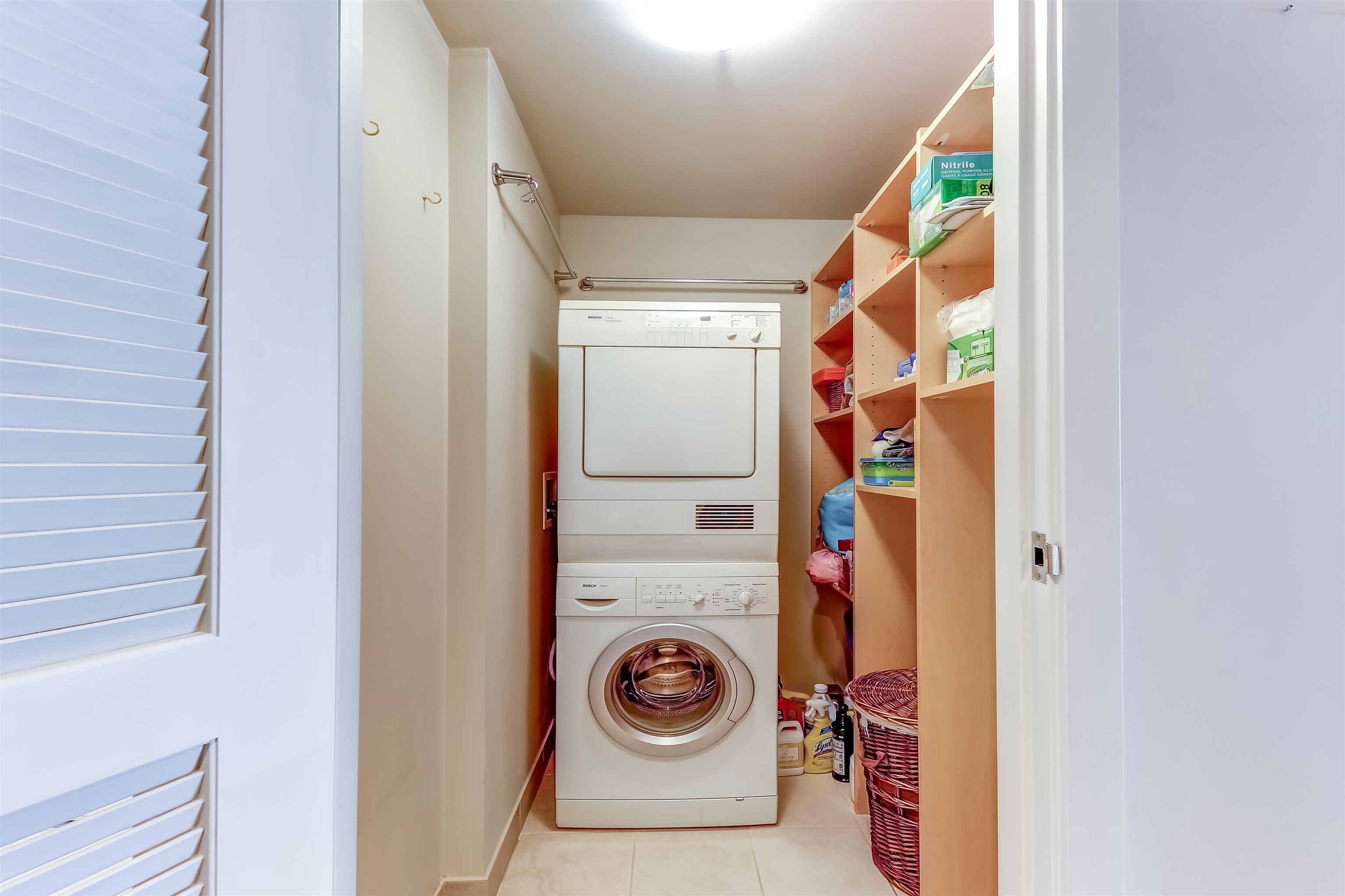 Additional image 5 of 402-590 Nicola Street, Vancouver, BC, V6G 3J8