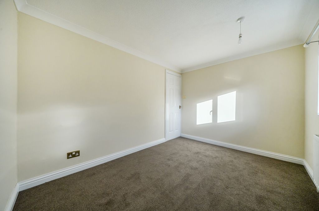 Additional image 9 of 2 bed flat for saleLlanidloes Road, Newtown, Powys SY16