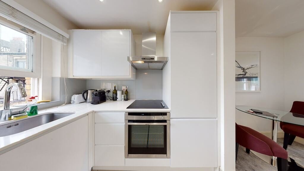 Additional image 2 of 2 Bed Flat, Montagu Row, W1U, N1 7GU