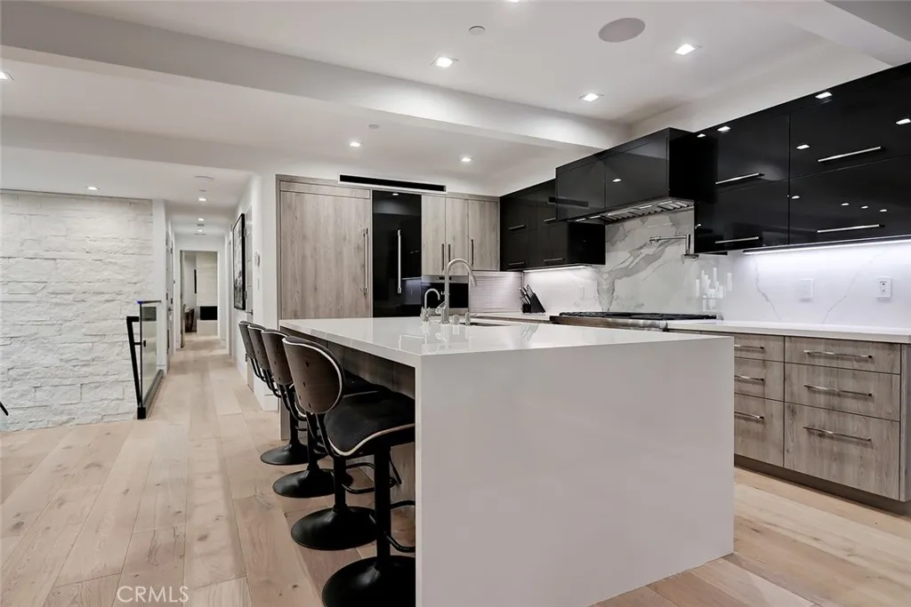 Additional image 51 of 1208 The Strand Unit C, Manhattan Beach, CA 90266