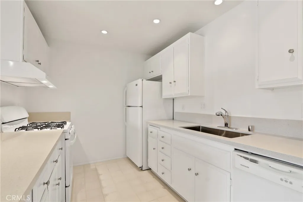 Additional image 30 of 6600 Warner Avenue Unit 182, Huntington Beach, CA 92647