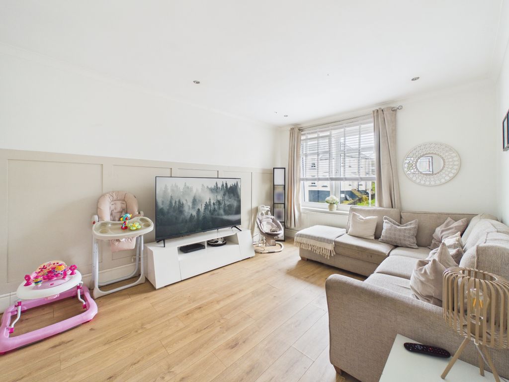 2 bed flat for saleEspieside Crescent, Coatbridge ML5 photo 2
