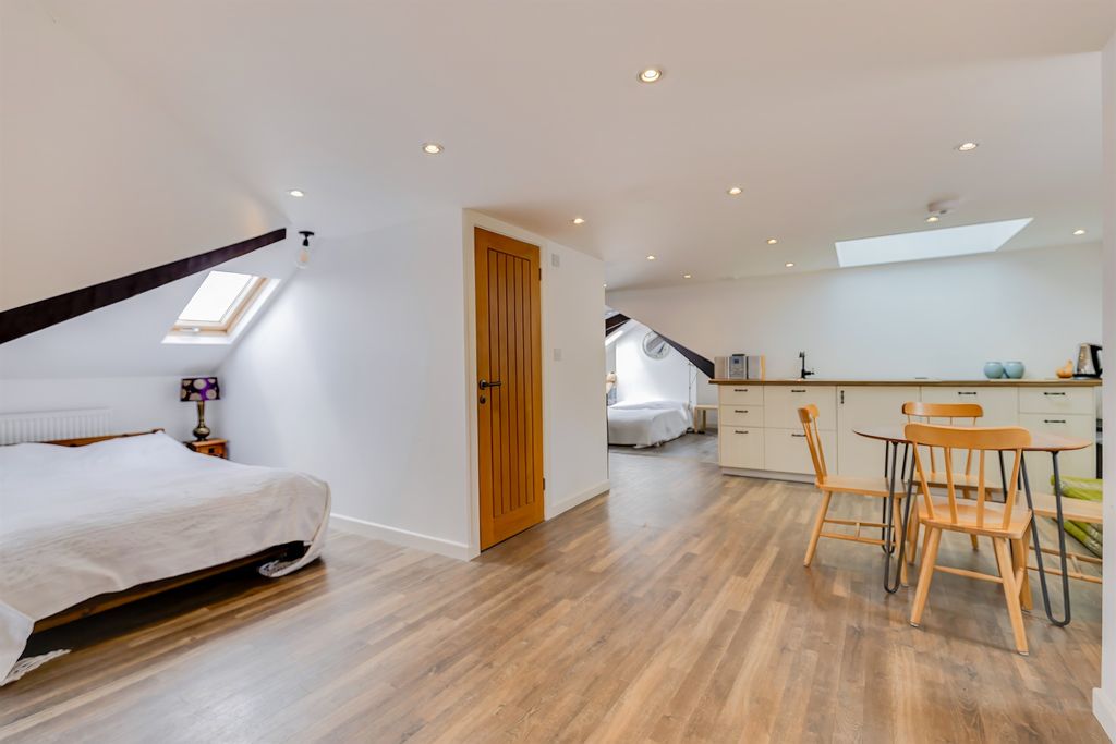 Additional image 28 of 7 bed semi-detached house for saleBeach Lane, Penarth CF64