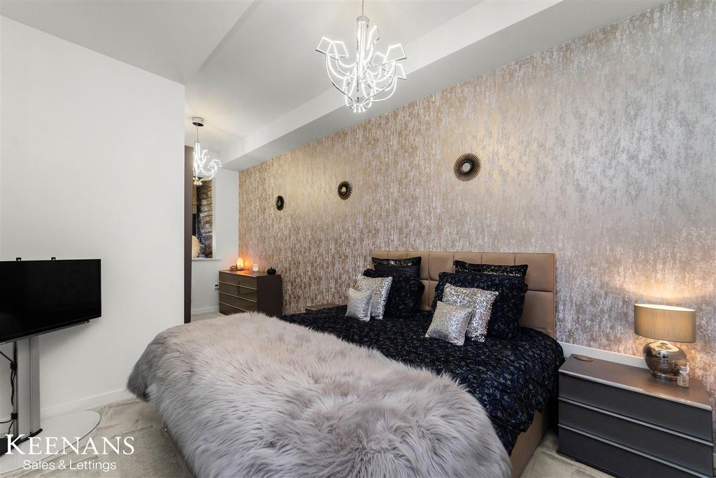 Additional image 8 of 2 bed flat for saleHolcombe Road, Rossendale BB4