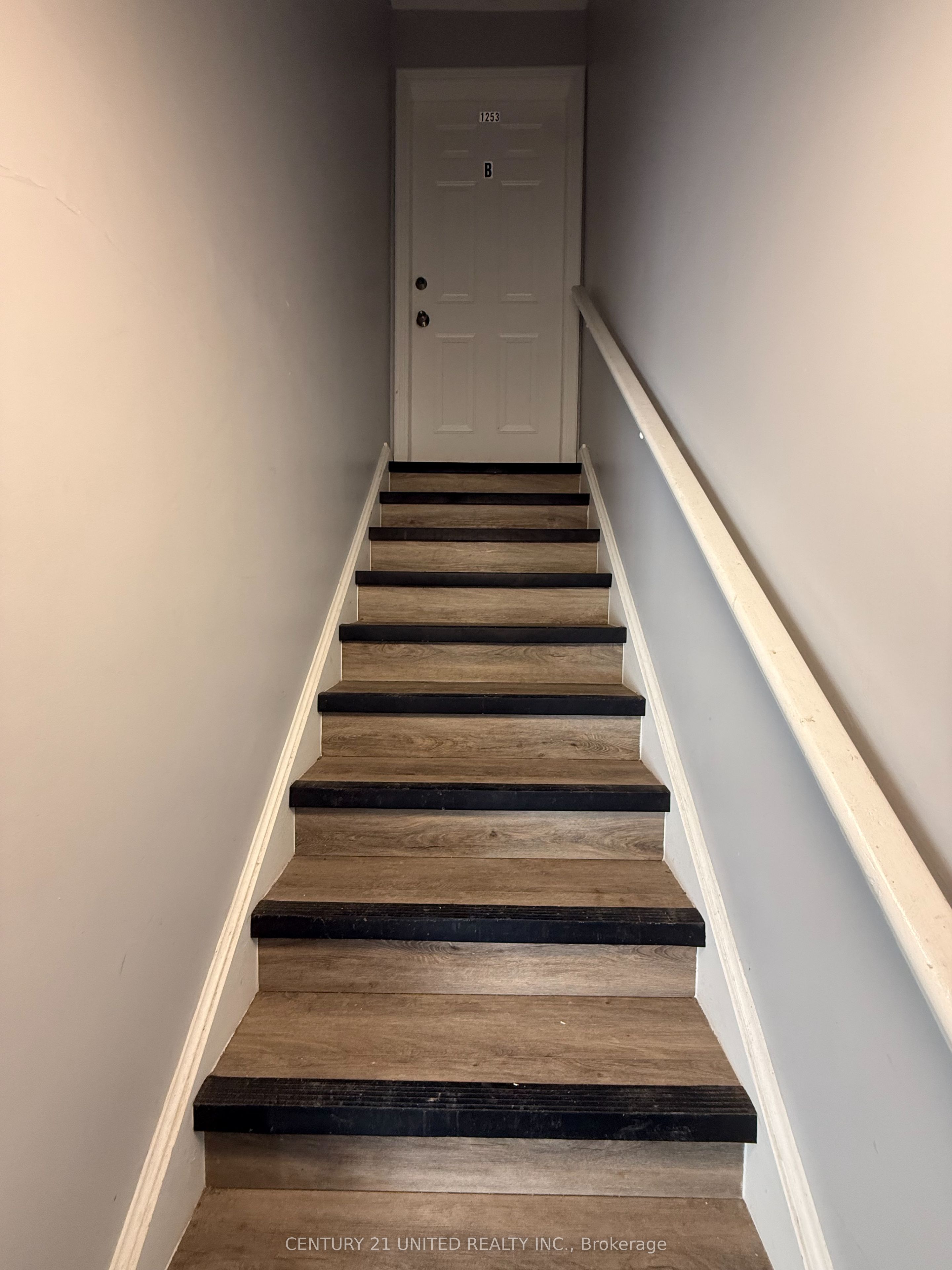 Additional image 2 of B-1253 Clonsilla Avenue, Peterborough, ON, K9J 5Z1