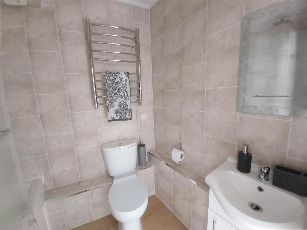 Additional image 6 of Tiverton Road