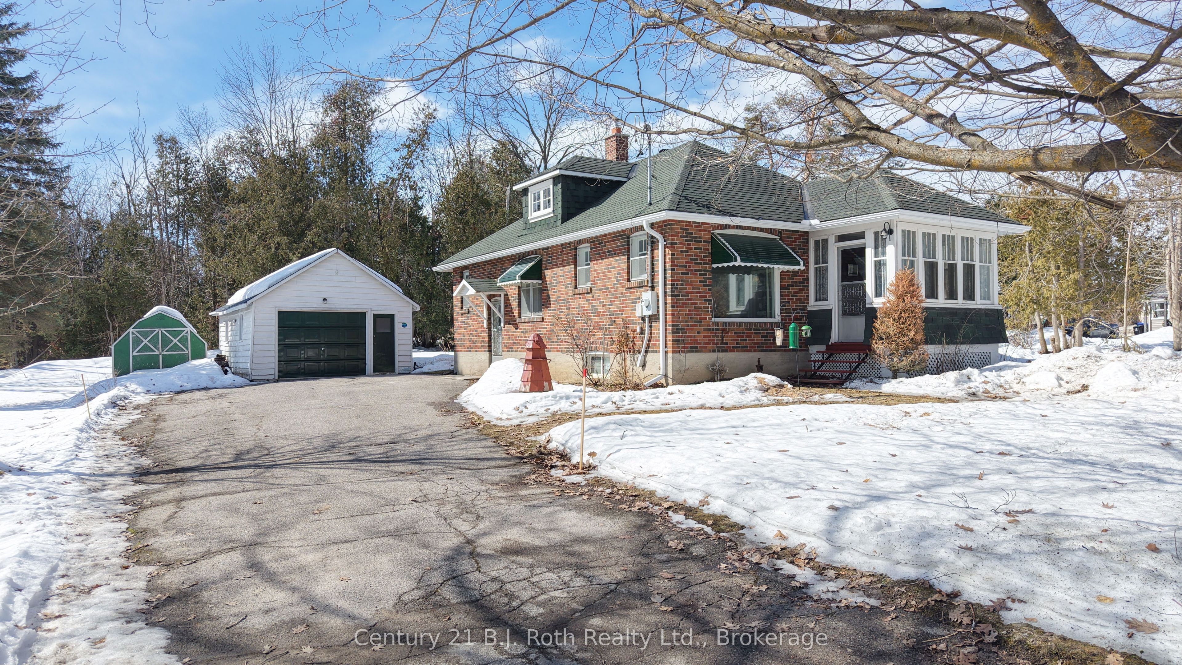 330 11 Line S, Oro-medonte, ON, L0L 1T0