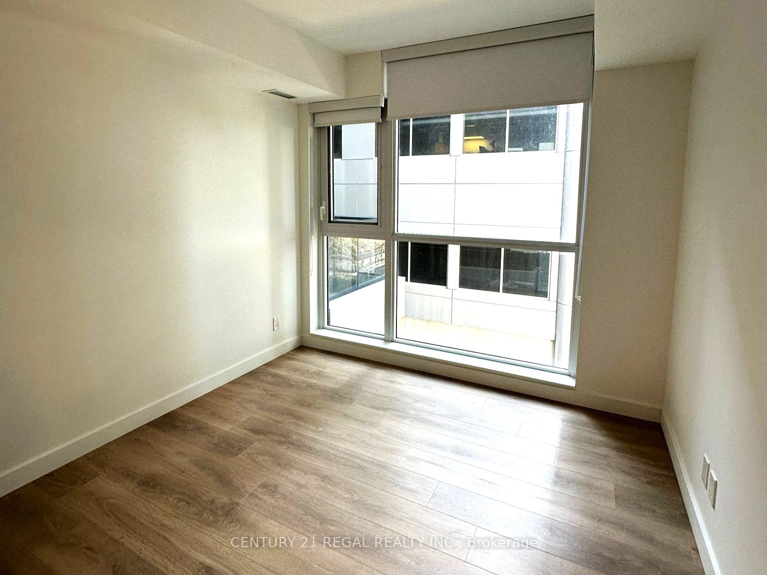 Additional image 4 of 1011-38 Widmer Street, Toronto, ON, M5V 0P7