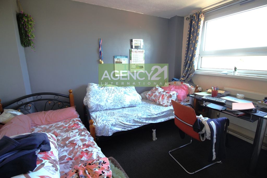 Additional image 7 of 2 bed flat for saleHathaway Crescent, Manor Park E12