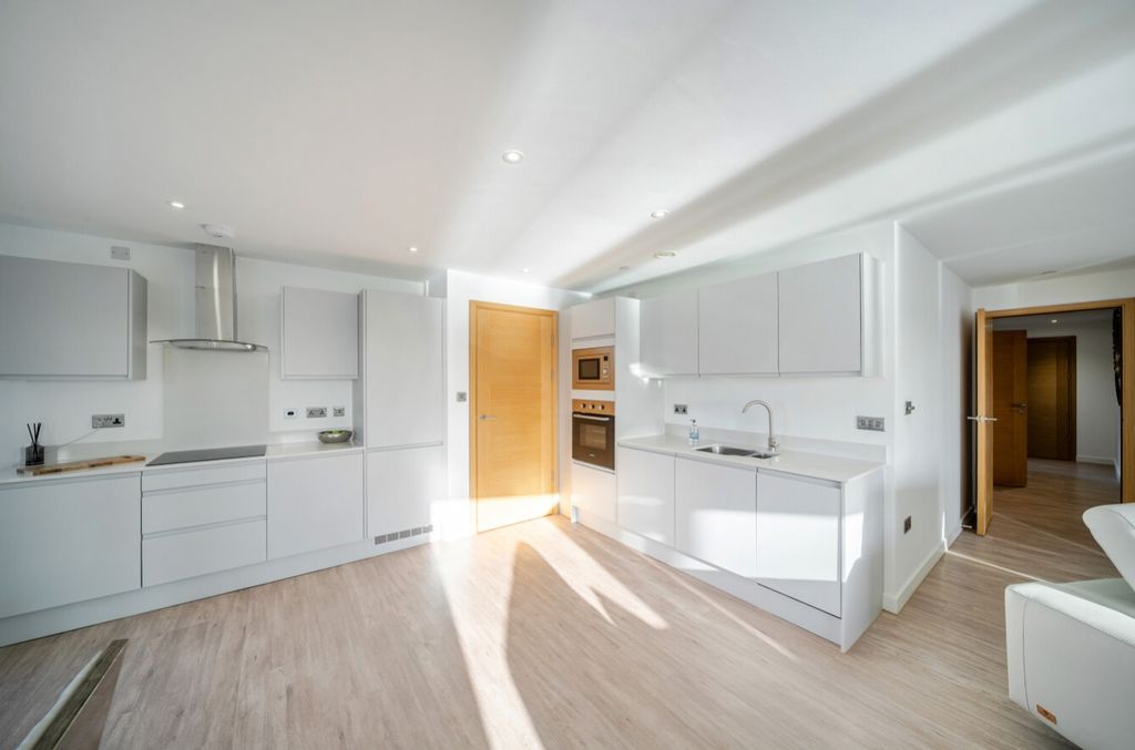 Additional image 4 of 2 bed flat for saleApartment 50, Block C, Yacht Club Place, Trent Lane, Nottingham, Nottinghamshire NG2