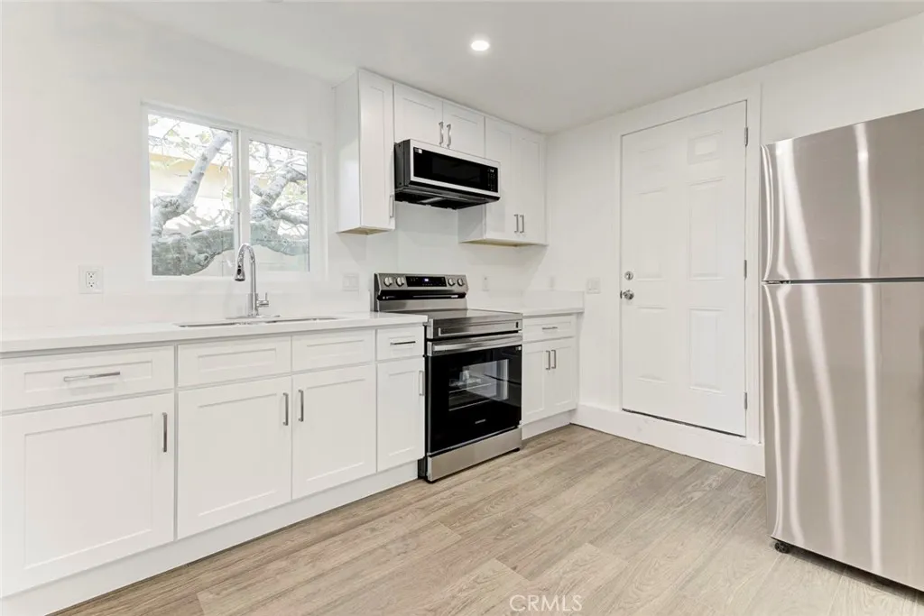 Additional image 22 of 16503 Kingsbury Street, Granada Hills, CA 91344